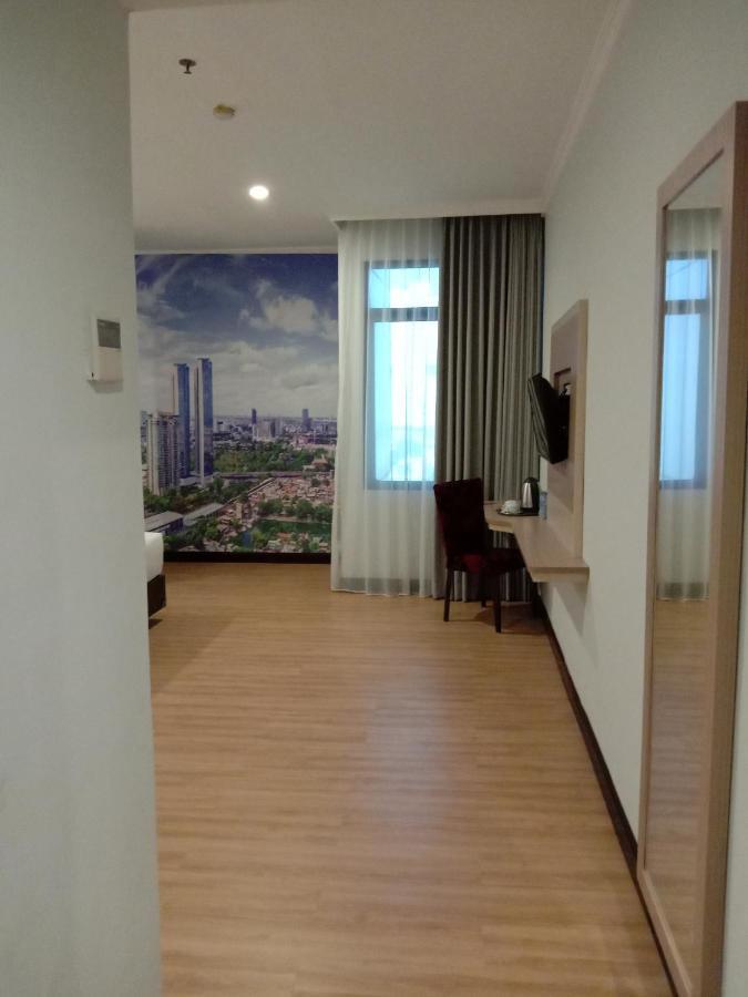 Giia Sanno Hotel Pluit Джакарта Екстериор снимка