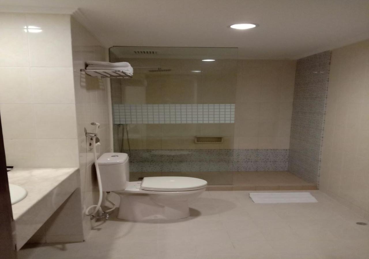 Giia Sanno Hotel Pluit Джакарта Екстериор снимка