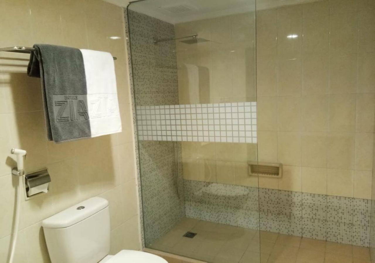Giia Sanno Hotel Pluit Джакарта Екстериор снимка