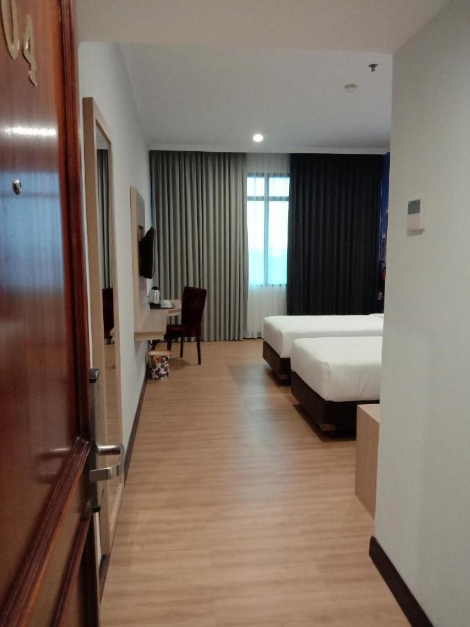 Giia Sanno Hotel Pluit Джакарта Екстериор снимка