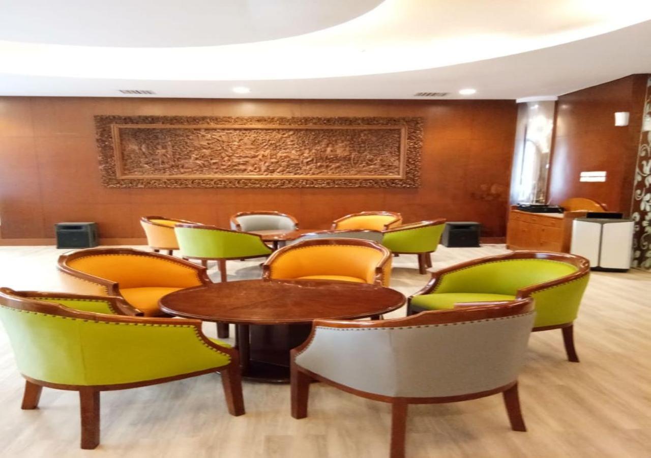 Giia Sanno Hotel Pluit Джакарта Екстериор снимка