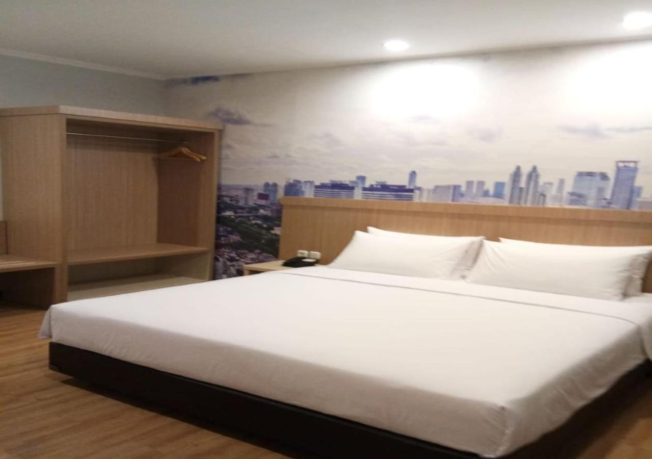 Giia Sanno Hotel Pluit Джакарта Екстериор снимка